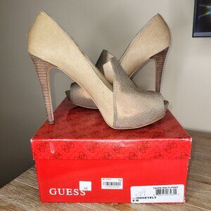 Guess Honeyely Women's Peep-Toe Platform Pump Heels Gold and Beige Size 8